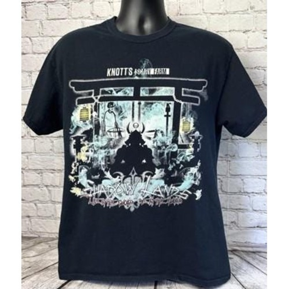 Knott's Scary Farm Shadow Lands T-Shirt Sz L Live By The Sword Horror‎ Maze Tee
